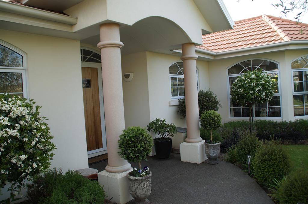 Olive House Bed And Breakfast Christchurch Bagian luar foto