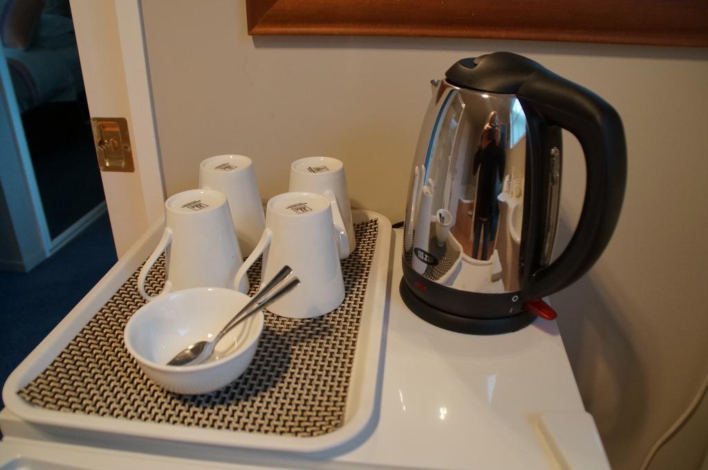 Olive House Bed And Breakfast Christchurch Bagian luar foto