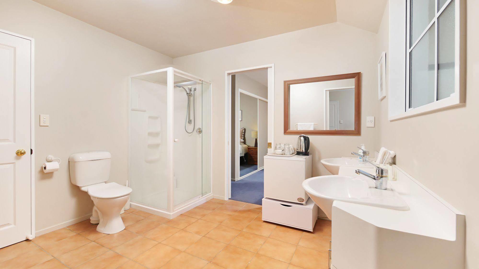 Olive House Bed And Breakfast Christchurch Bagian luar foto