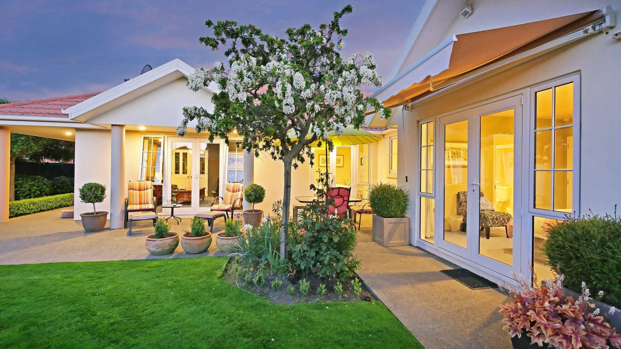 Olive House Bed And Breakfast Christchurch Bagian luar foto