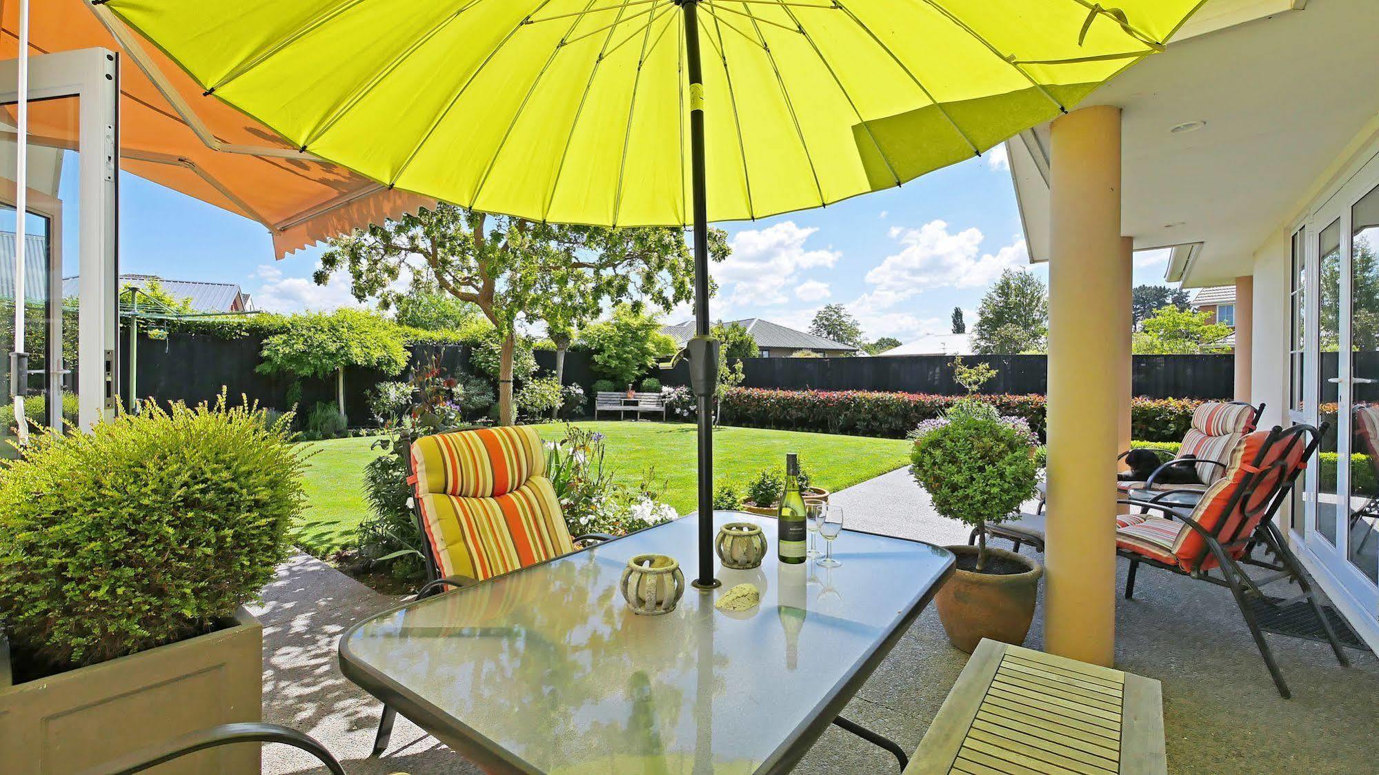 Olive House Bed And Breakfast Christchurch Bagian luar foto